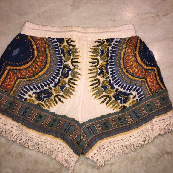 Nordstrom Festival Shorts - Picture 2 of 4